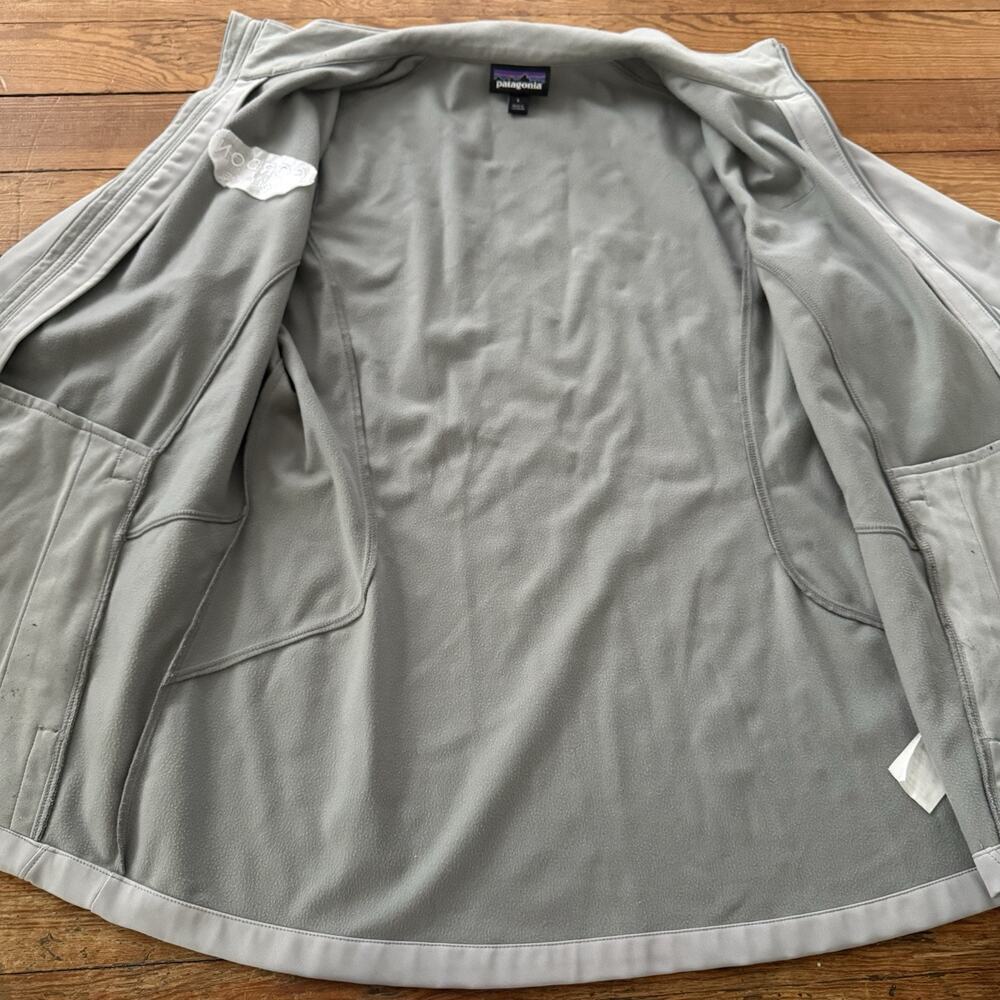 Patagonia Gray Full‎ Zip Adze Softshell Polartech Hiking Jacket L Gordon College - Picture 3 of 7